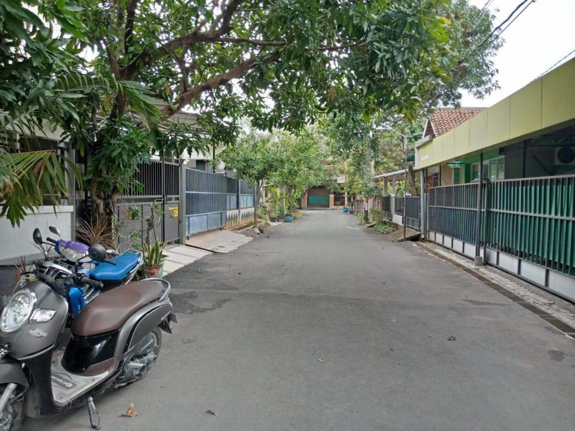 Amaya Guest House Syariah Alastuwo Bagian luar foto